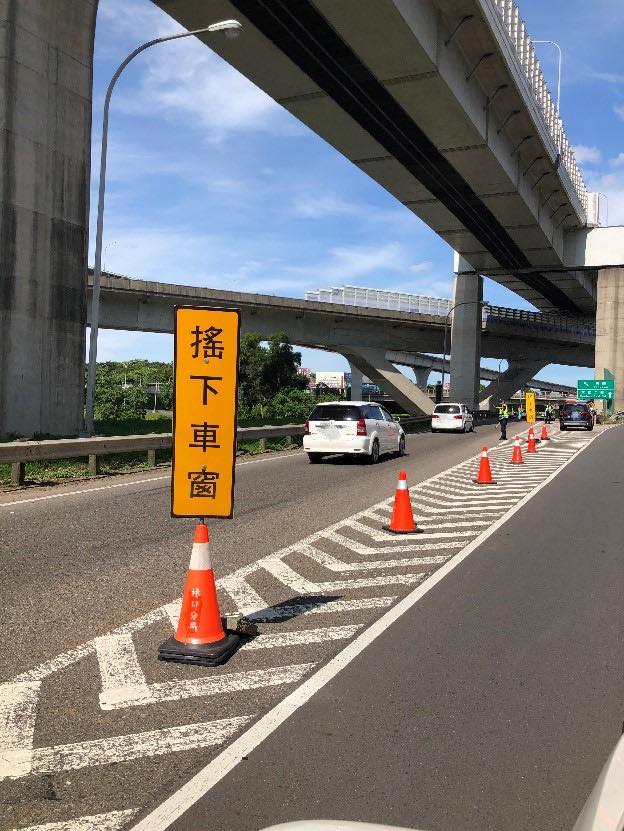 清明假期掃墓及國道交管 林口警加強交通疏導